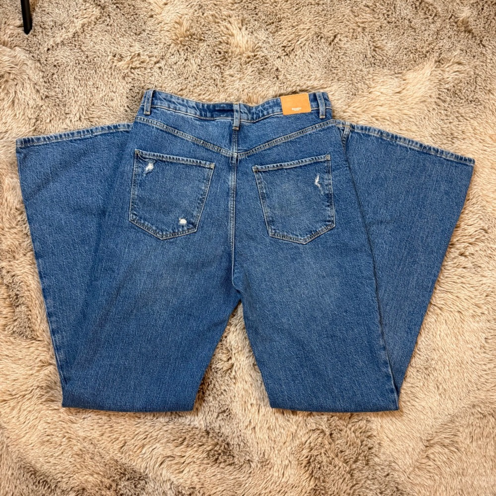 Bershka‎ Flare Jeans Womens Size 38 06 28 Distressed Ripped Knee Denim Blue